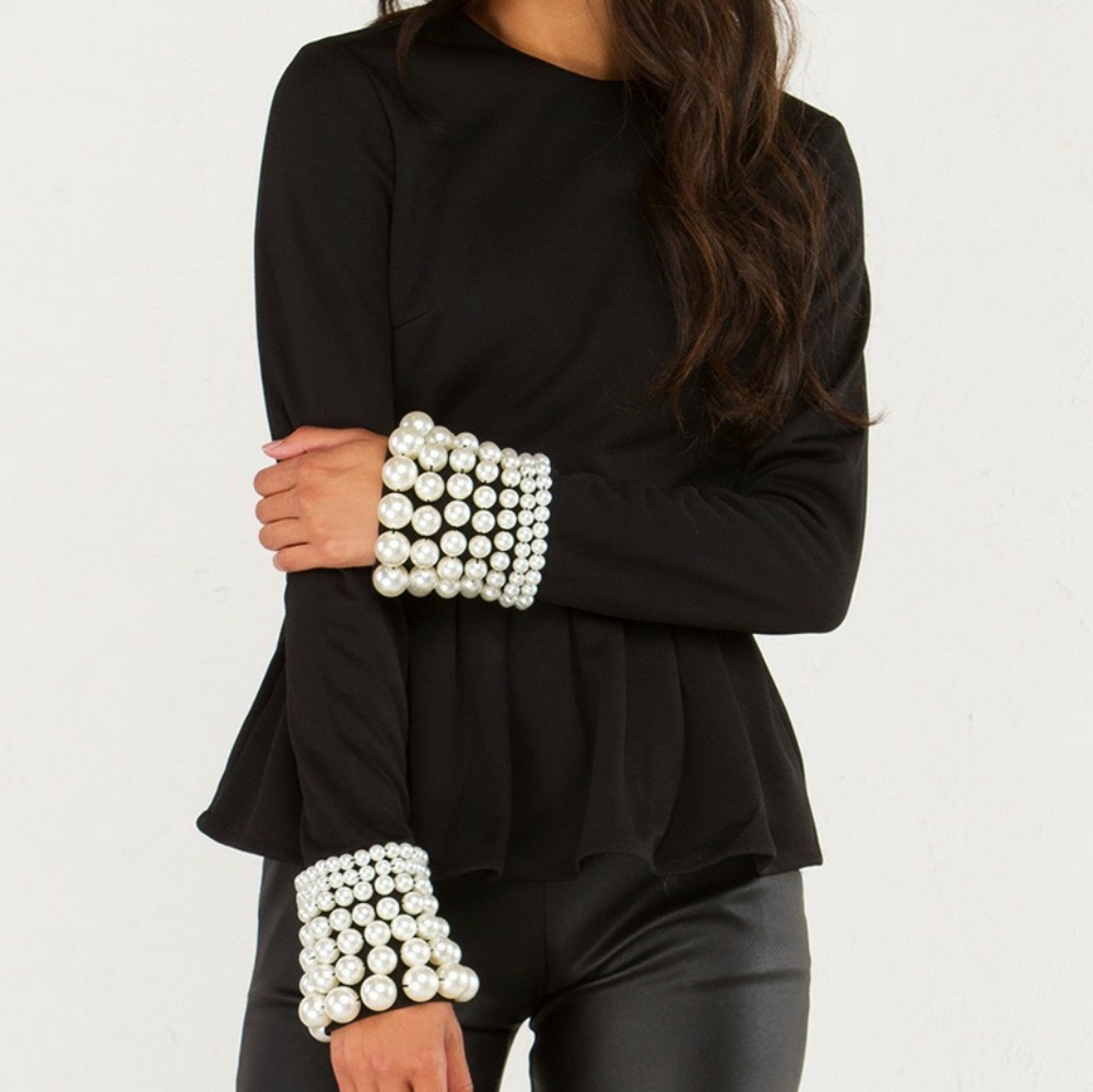 Akira "Audrey" Pearl Sleeve Blouse - Picture 2 of 6